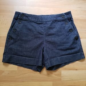 Banana Republic Stretchy Shorts Size 26 / 2